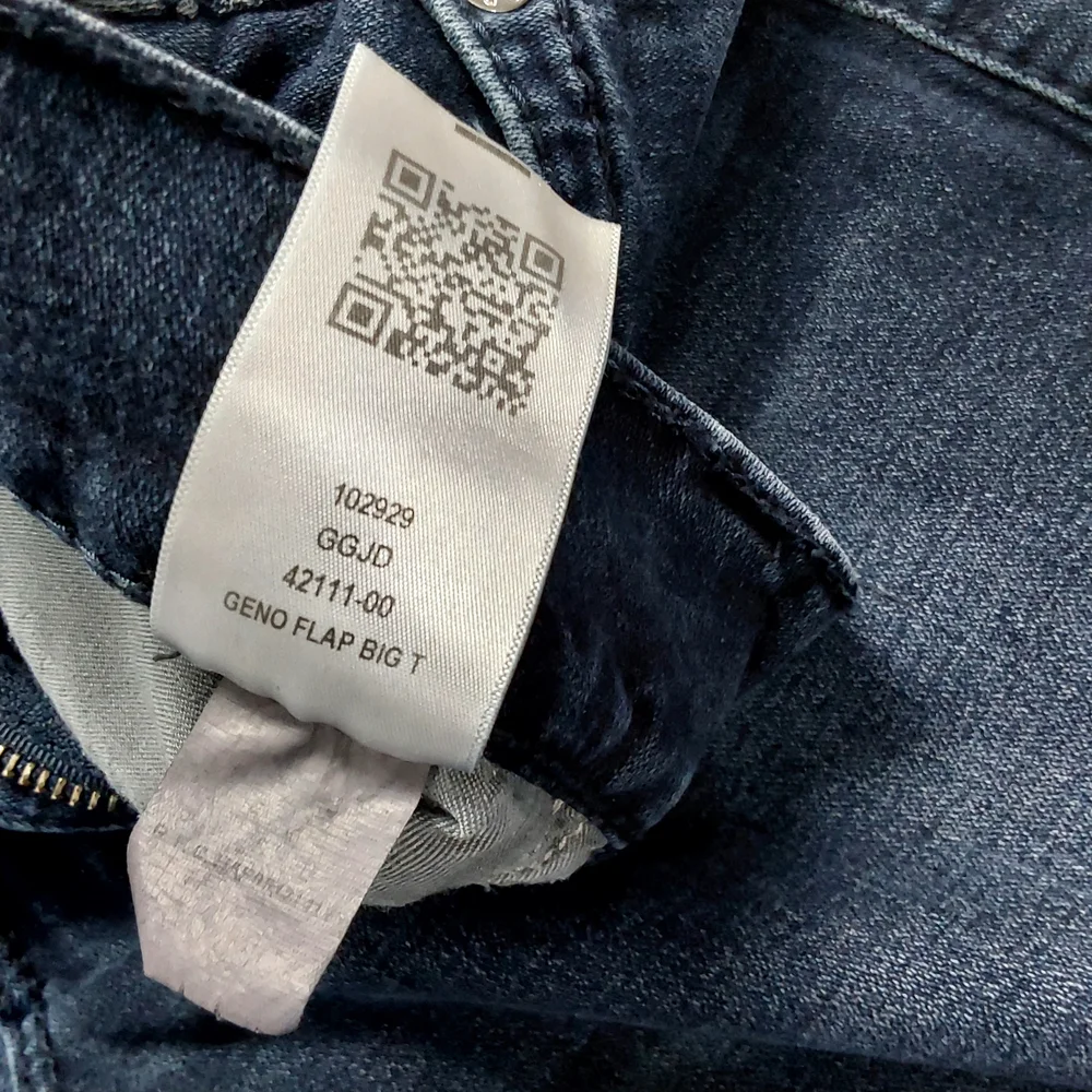 True Religion  Geno Relaxed Slim Big T Jeans